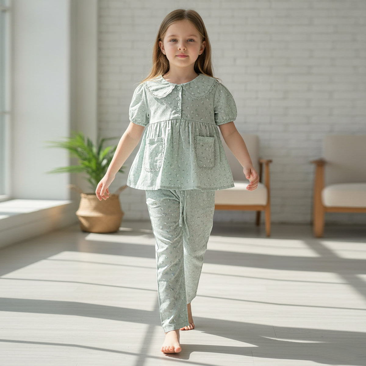 Girls Green Double Pocket Lace Details Top With Printed Pants Sets