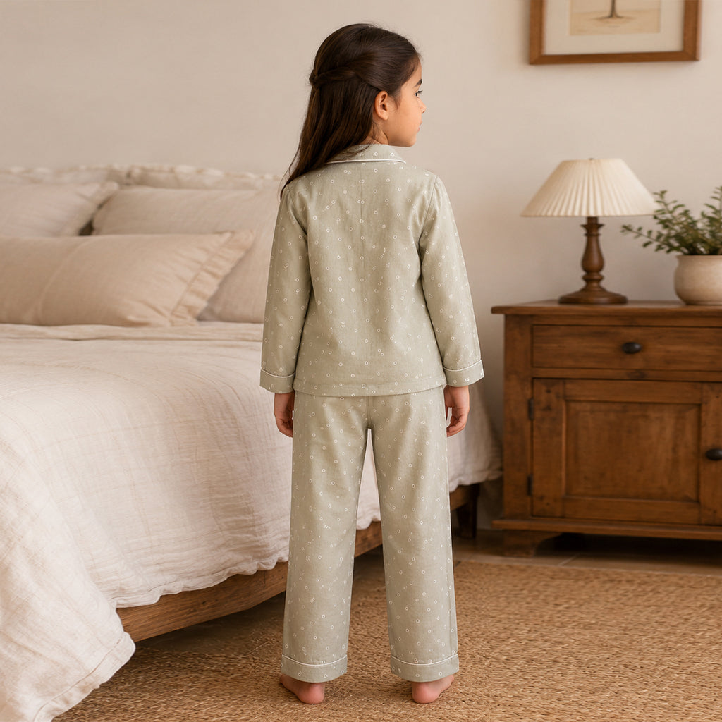 Girls Green Printed Button-Down Long-Sleeve Shirt & Pants Nightwear Set
