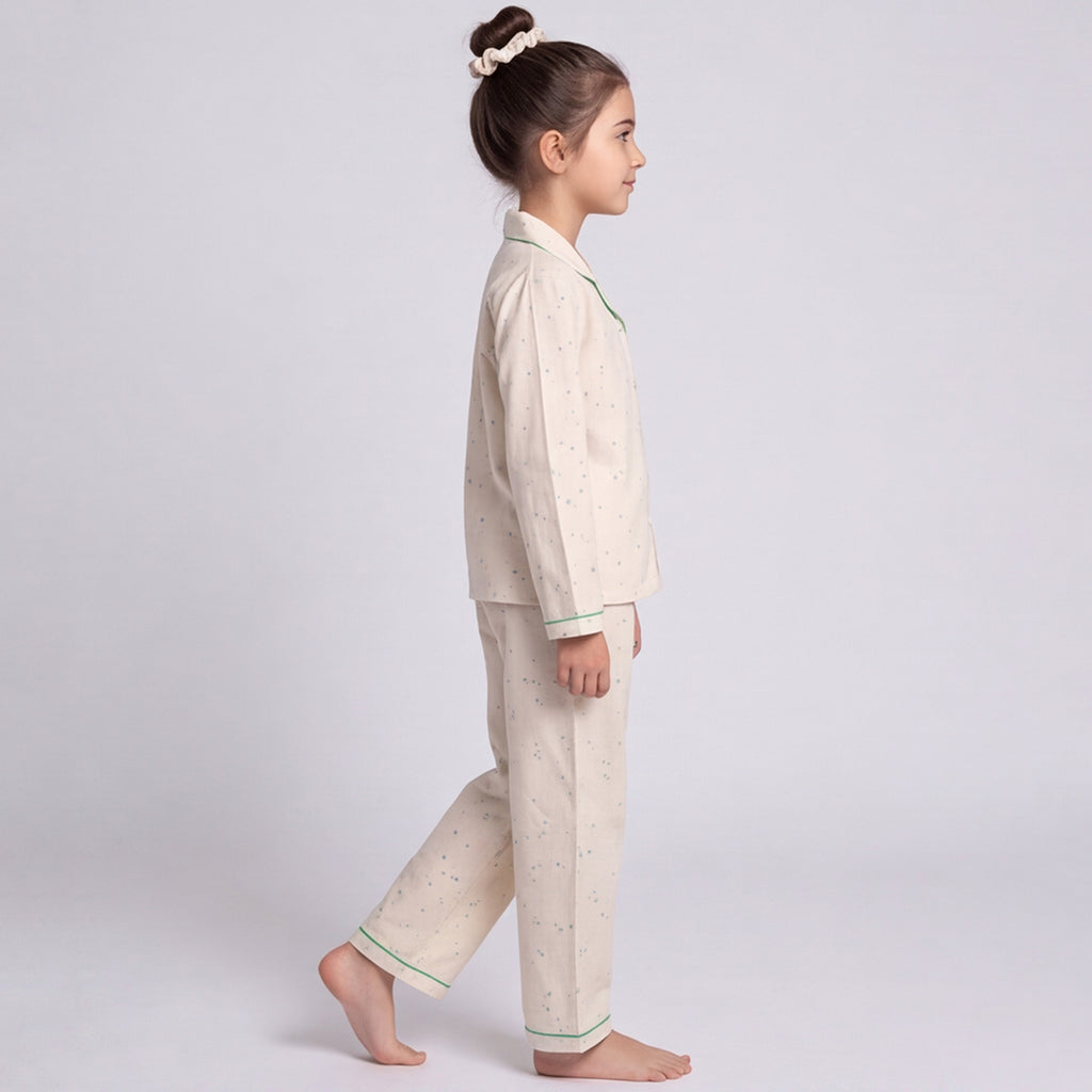 Girls Green 3Pcs Pajama Set: Long Sleeve Shirt, Pajamas and Matching Stretched Hair Band