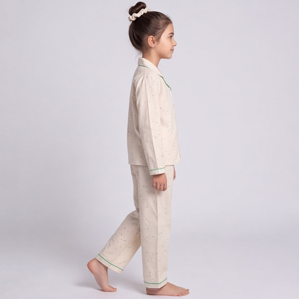 Girls Green 3Pcs Pajama Set: Long Sleeve Shirt, Pajamas and Matching Stretched Hair Band