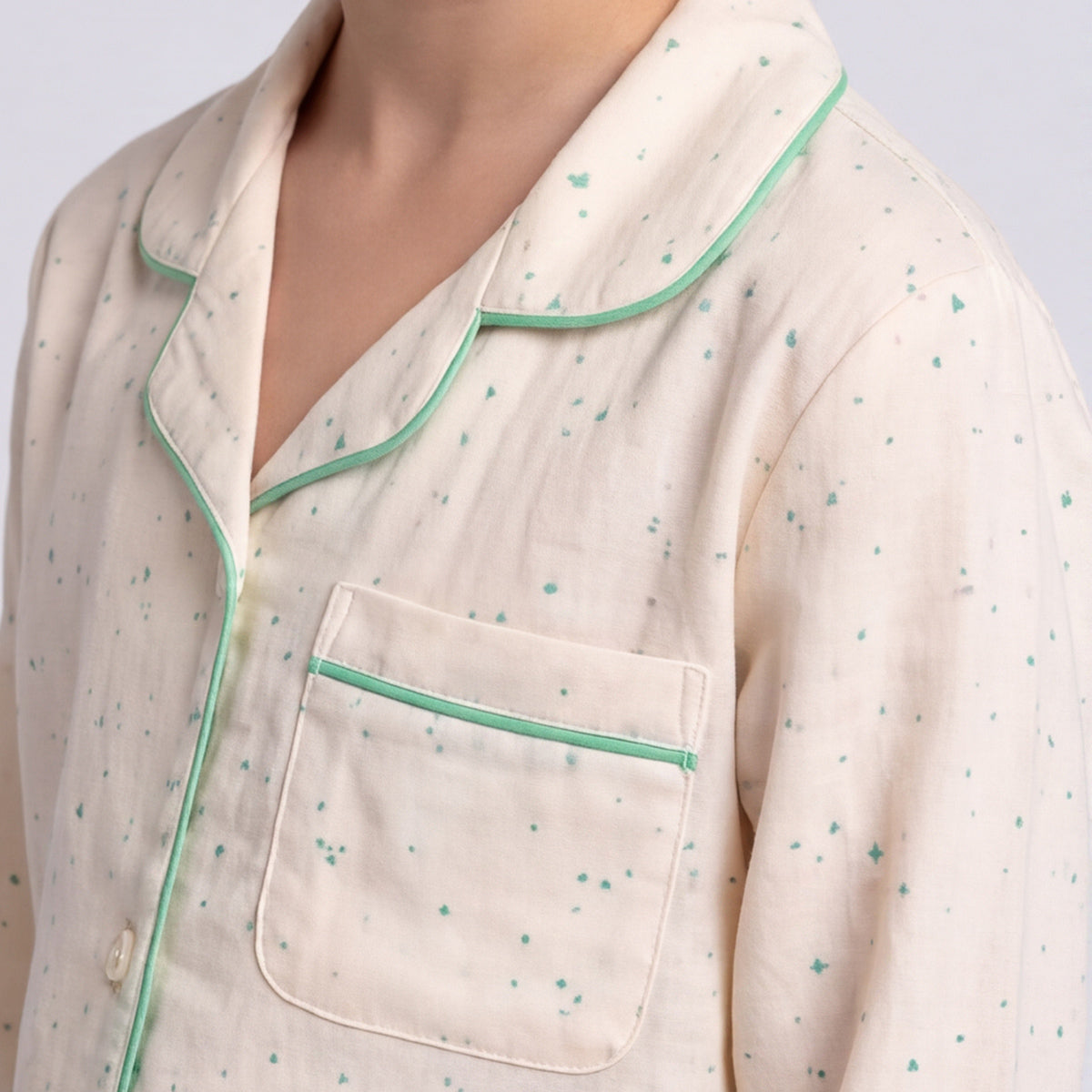 Girls Green 3Pcs Pajama Set: Long Sleeve Shirt, Pajamas and Matching Stretched Hair Band