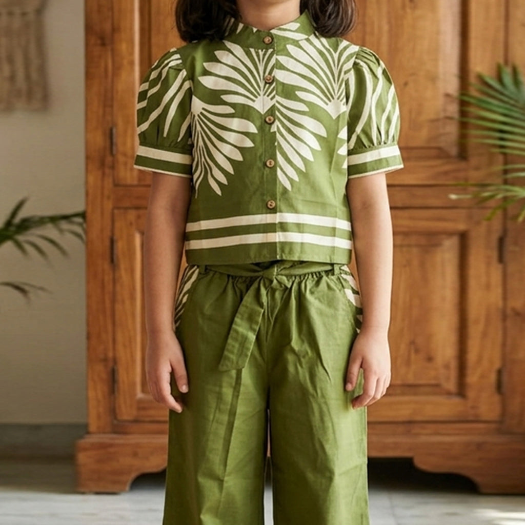 Girls Green Leaf Printed Button-Down Mercerized Cotton Co-Ord Set